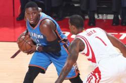 雷速体育-步行者领衔东区，奥拉迪波连场砍30+的简单介绍