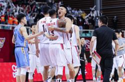 雷速体育比分官网直播-FPX血洗HKA，BDD关键团战开团秒人激烈交锋半决赛，留下经典瞬间的简单介绍