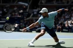 雷速体育直播官网-西班牙网球队爆冷世界网球队，费德勒送出助攻的简单介绍