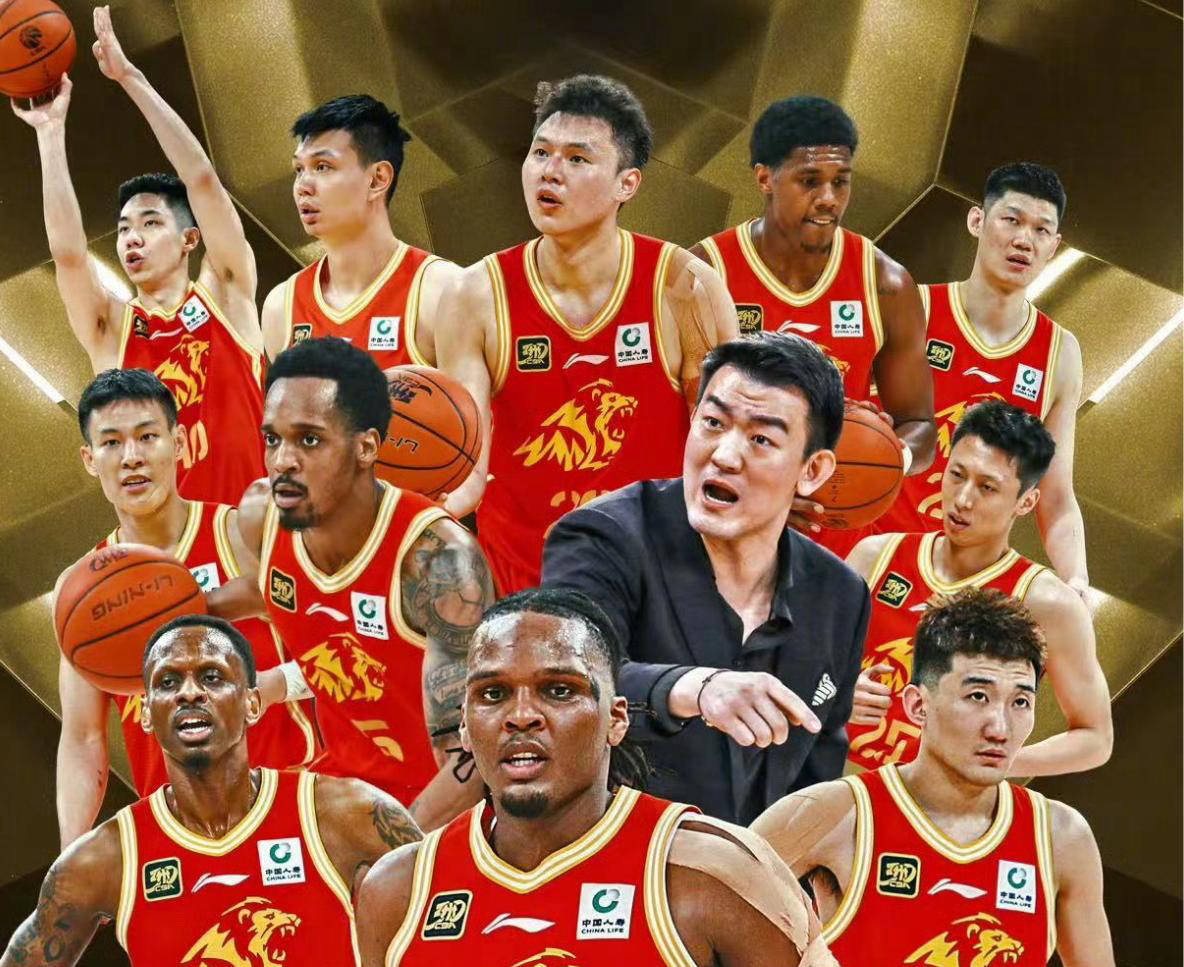 包含国内足球盛事迎来高潮，球队备战中的词条