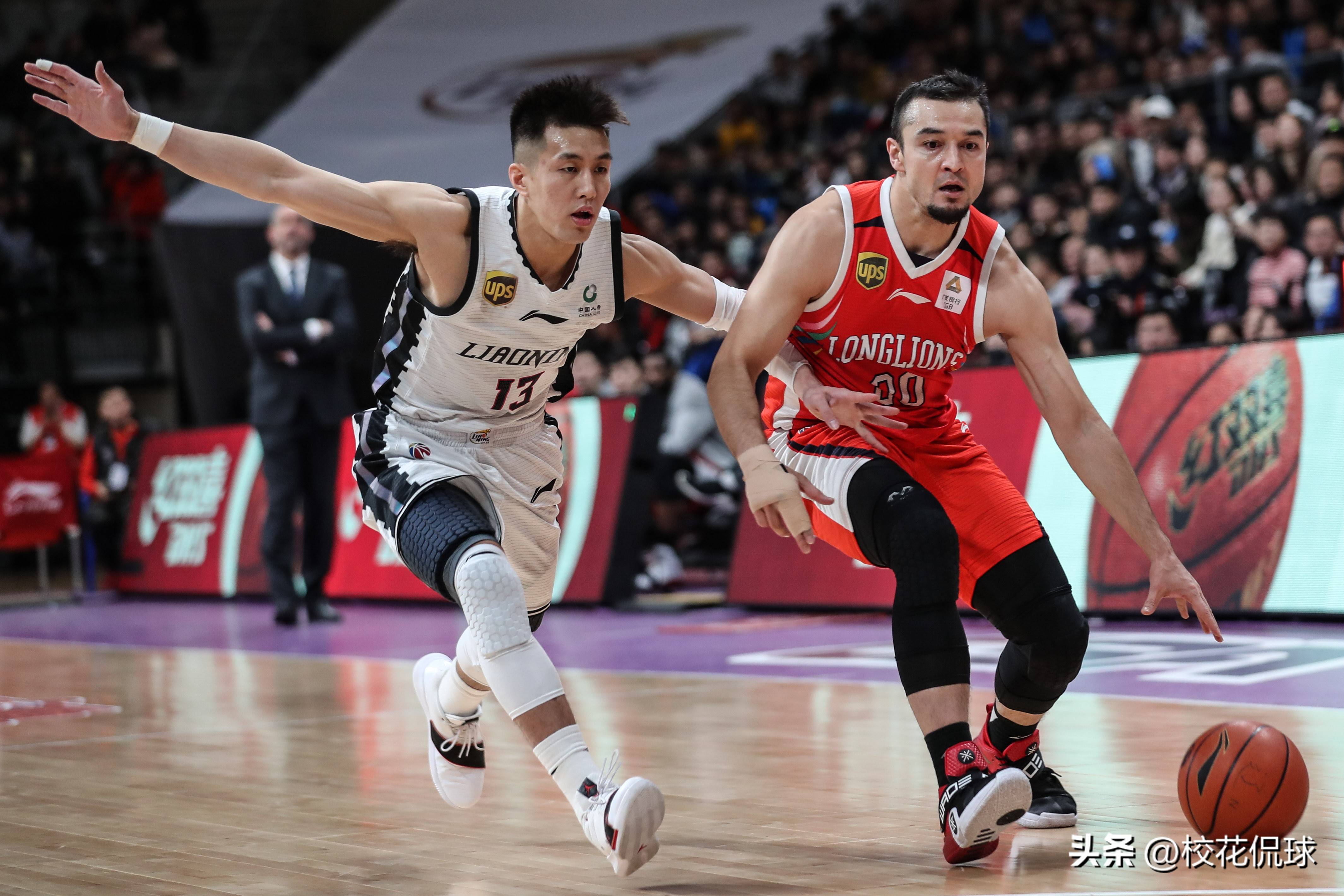 关于球队新晋球员表现抢眼,获得教练青睐的信息 关于球队新晋球员表现抢眼,获得教练青睐的信息