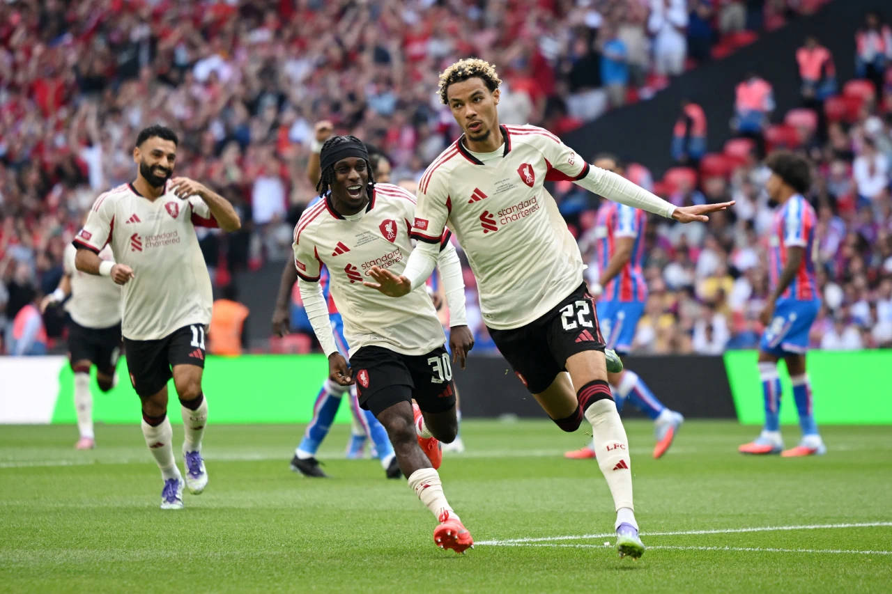 关于英格兰球队力克马赛，为西甲联赛争光！的信息