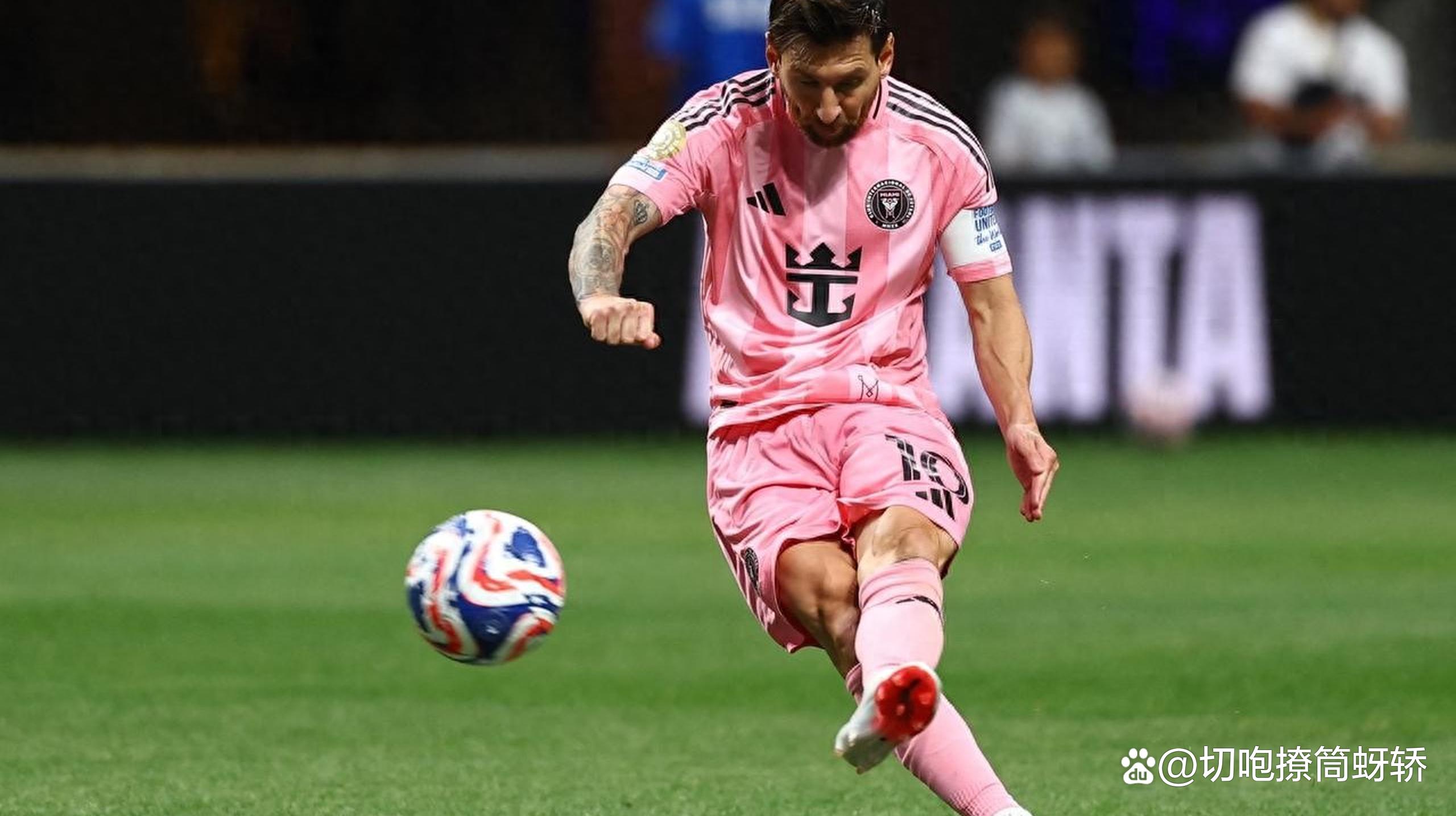 包含加拿大力克意大利，梅西绝境逆转的词条