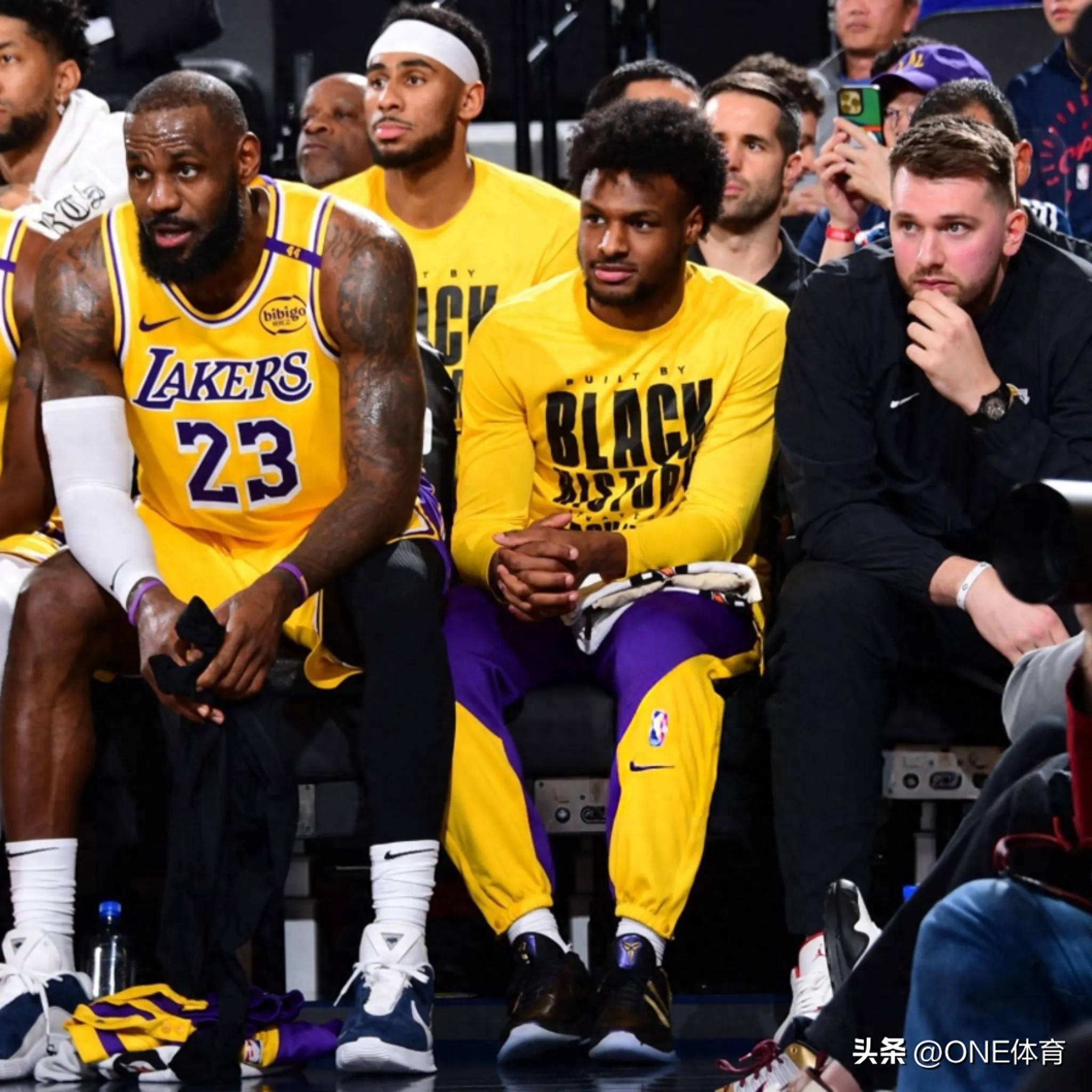 金州勇士碾压马德里竞技，勒布朗·詹姆斯拿下关键大龙焦点之战成都决赛之夜，留下经典瞬间的简单介绍