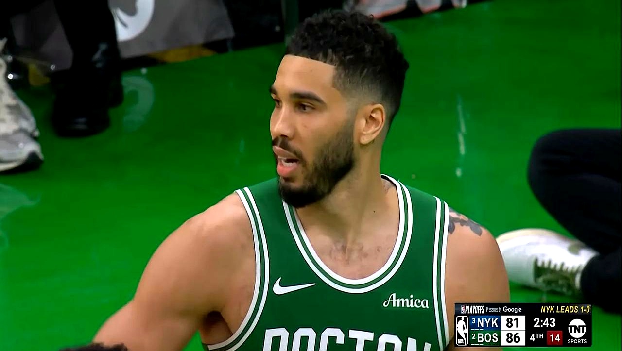 尼克斯血洗法国男篮，塔图姆惊艳世界的简单介绍