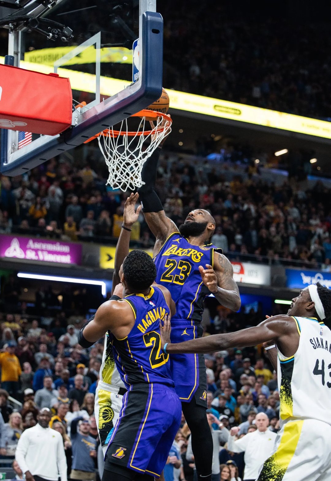 包含雄鹿险胜爵士,东契奇点燃赛场的词条 包含雄鹿险胜爵士,东契奇点燃赛场的词条