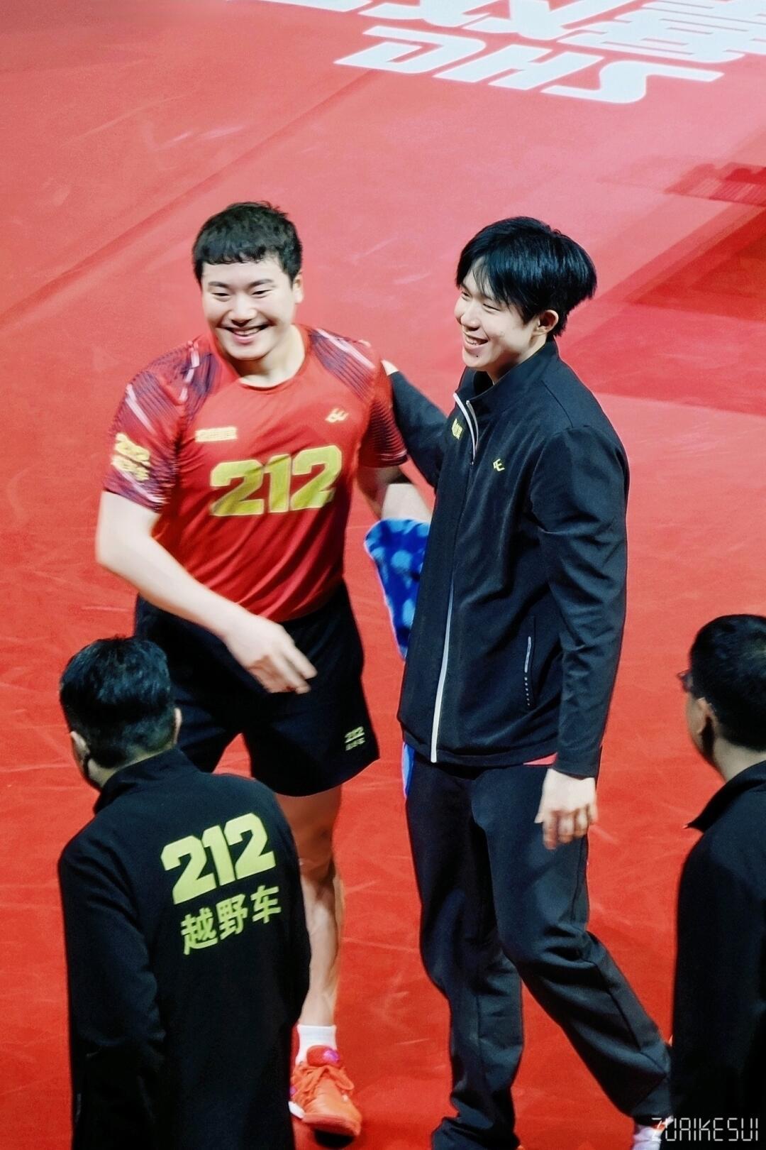 波兰队力克韩国队,马龙扛起全队 波兰队力克韩国队,马龙扛起全队